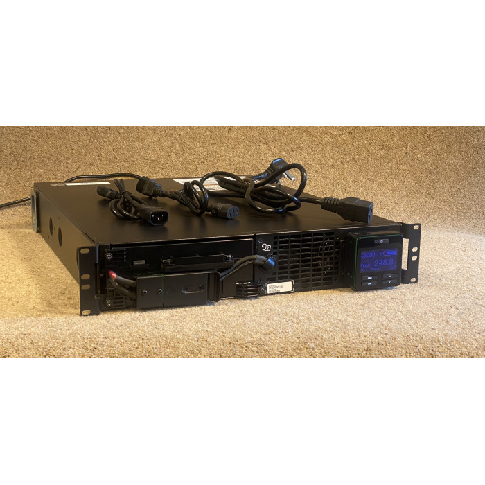 APC SRT2200rmxli - No front fascia